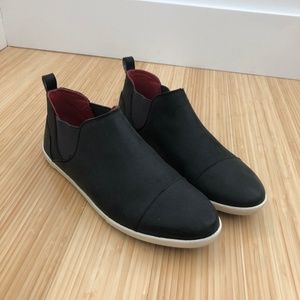 black Slip-on shoes